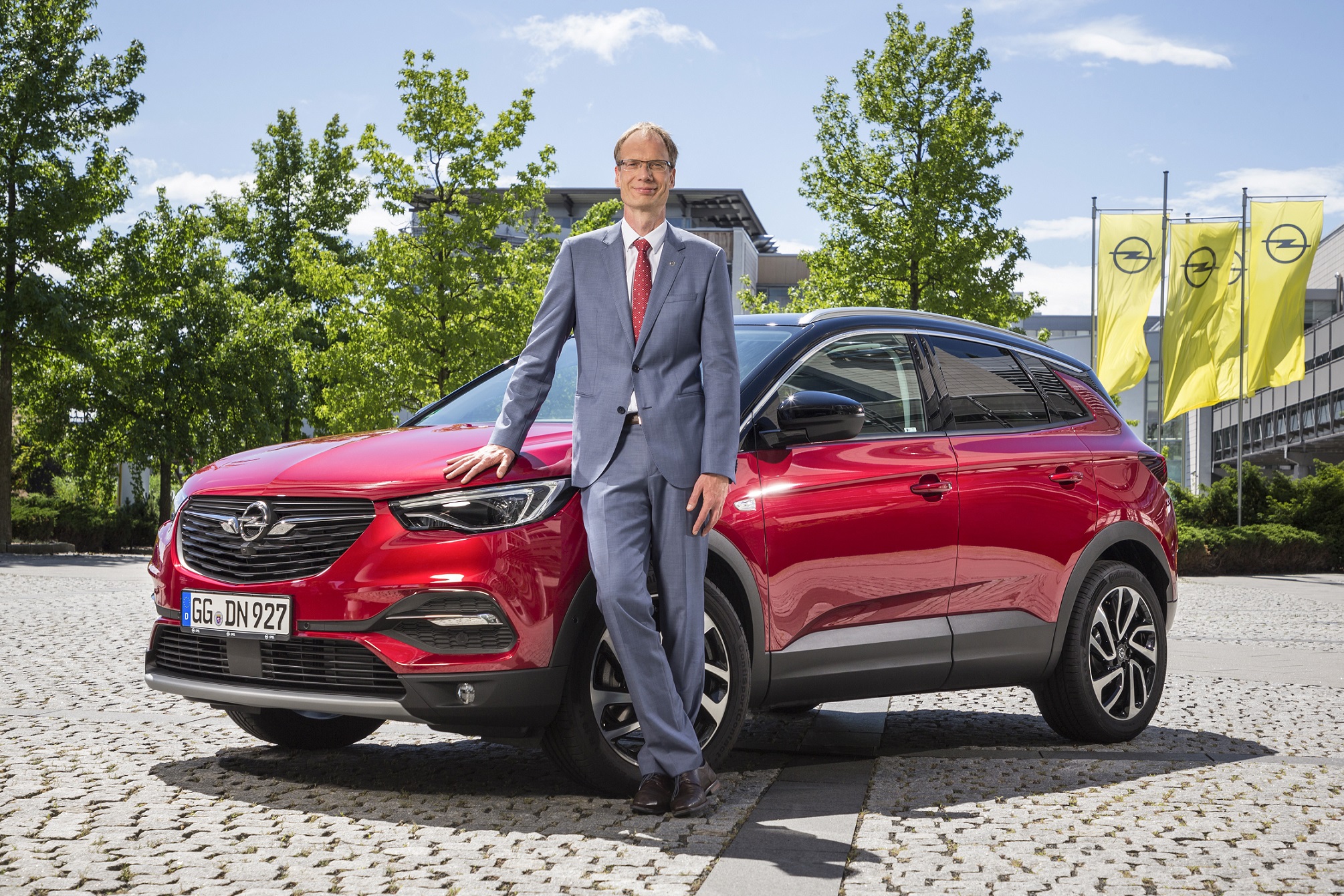 A Opel, dirigida por Michael Lohscheller, vai concentrar-se em modelos de grande volume, nomeadamente os SUV