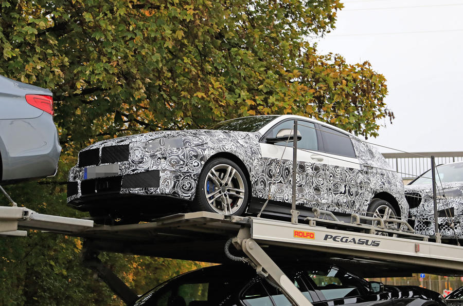 Novo BMW Série 1, ainda camuflado