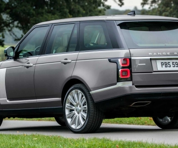 Range Rover ganha novo híbrido a gasolina