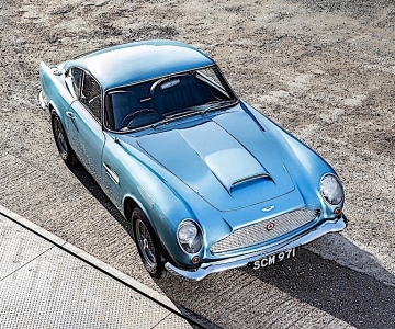 Aston Martin DB4 GT Lightweight