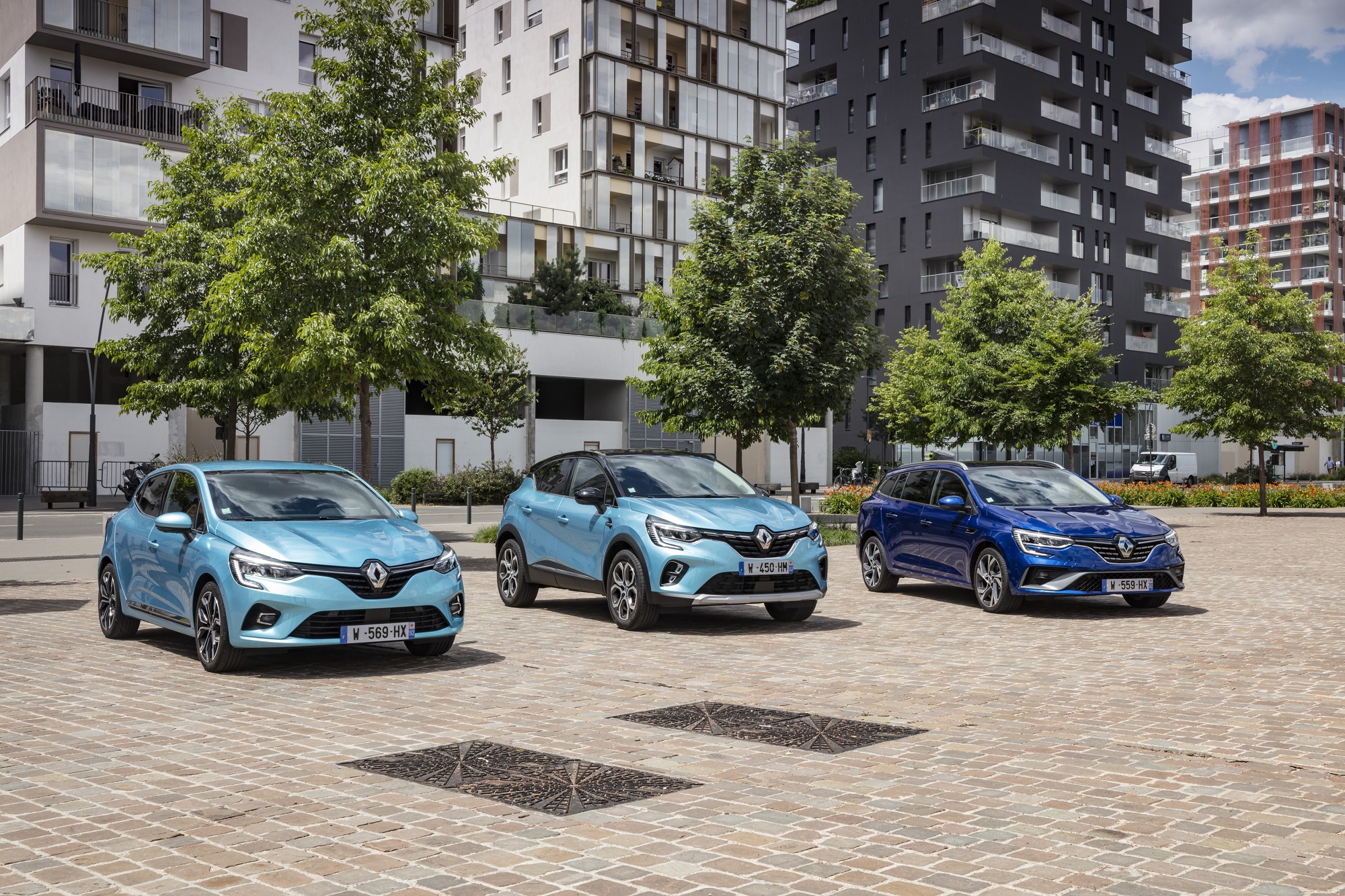 Novos híbridos e-Tech da Renault