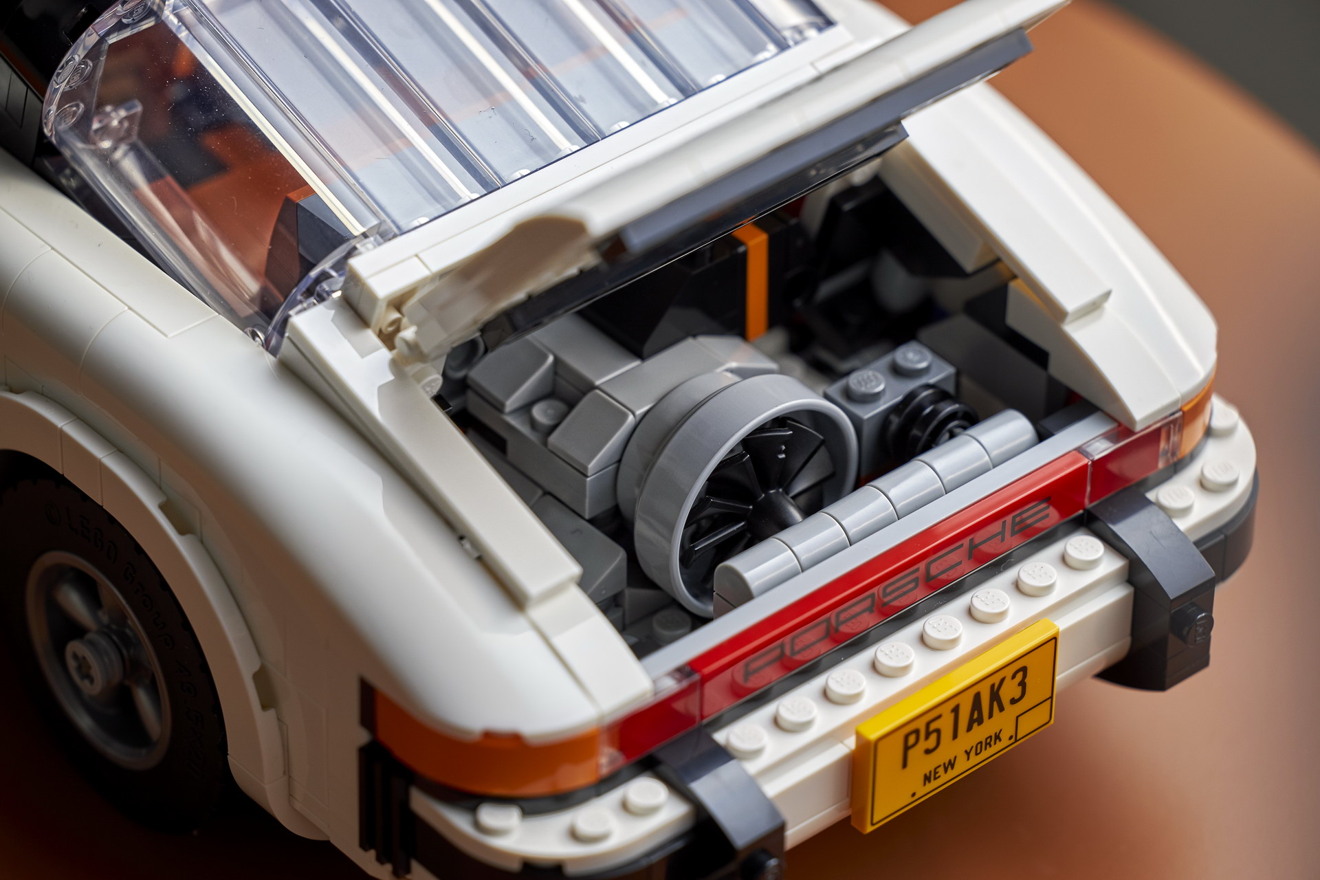 Lego lança kit do Porsche 911 Turbo (930) e Targa Auto Drive