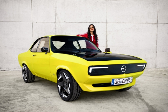 Opel Manta GSe ElektroMOD Coupe