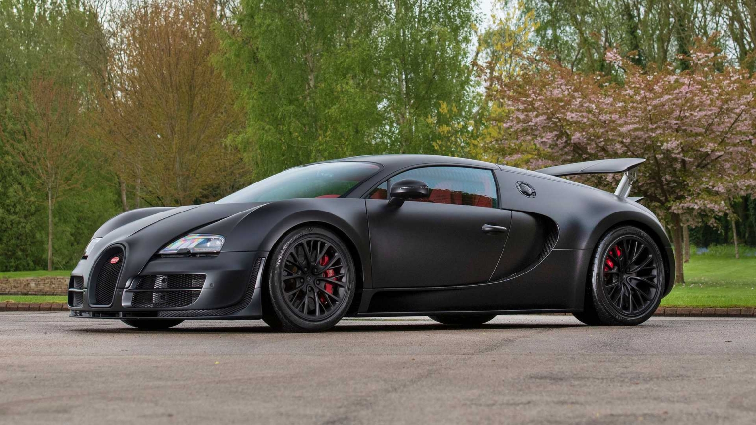 Último Bugatti Veyron Super Sport está à venda | Auto Drive