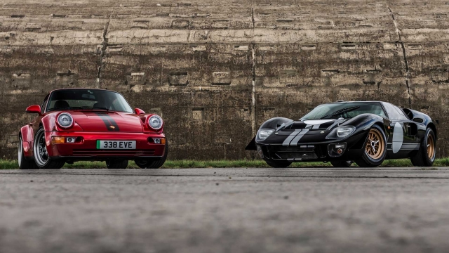 Porsche 911 964 e Ford GT40 elétricos