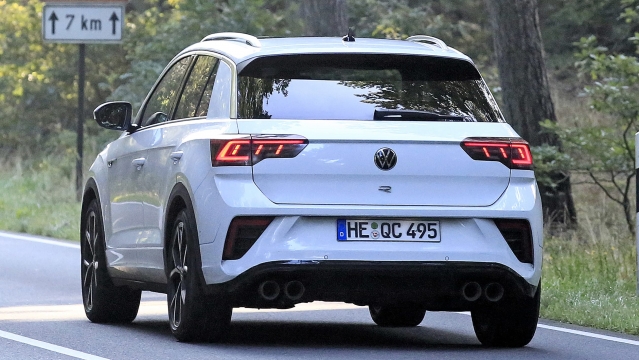 VW T-Roc R facelift foto espia