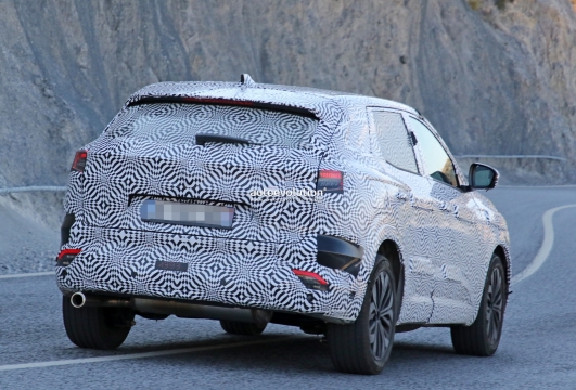 Foto espia do próximo Renault Kadjar