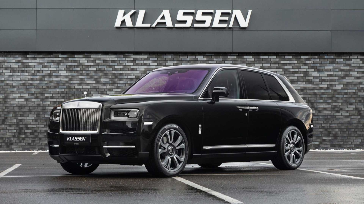 Este Rolls-Royce Cullinan Custa 1 Milhão De Euros | Auto Drive