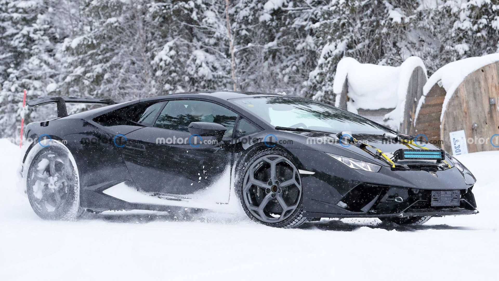 Foto espia do Lamborghini Huracán JV Stradale