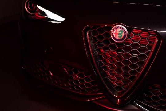 Alfa Romeo Stelvio e Giulia Estrema