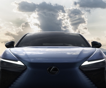 Lexus RZ 450e
