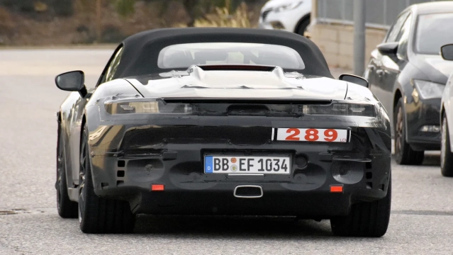 Protótipo Porsche Boxster elétrico