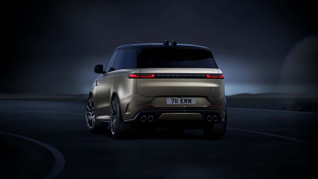Range Rover Sport SV