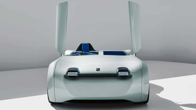 Triumph TR25 Concept Car by Makkina