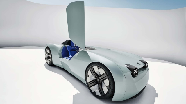 Triumph TR25 Concept Car by Makkina