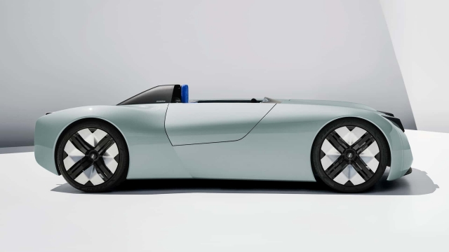 Triumph TR25 Concept Car by Makkina