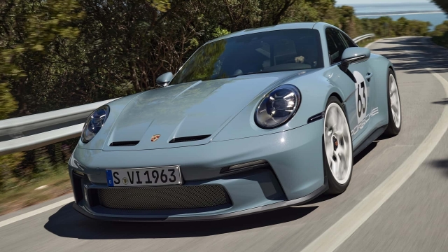 Porsche 911 S/T