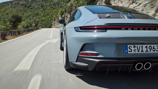 Porsche 911 S/T