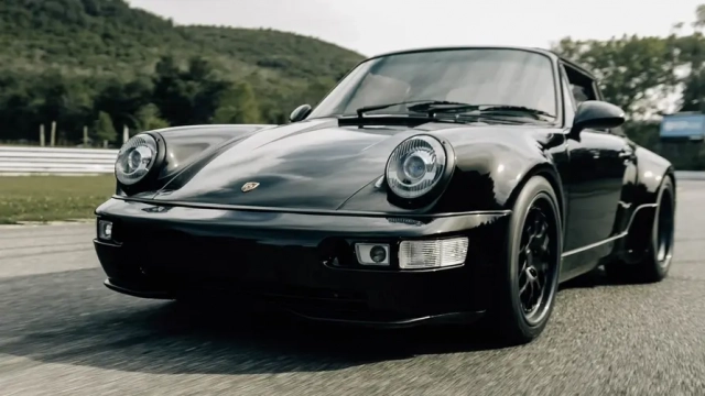 Sacrilege Motors Porsche 911 964