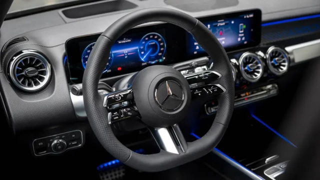 Mercedes-Benz EQB facelift