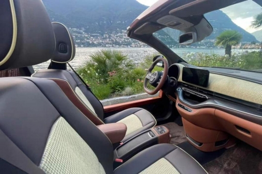 Fiat 500e Castagna Milano