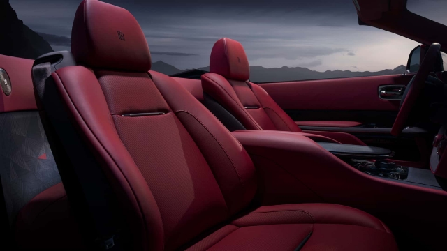 Rolls-Royce la Rose Noire Droptail