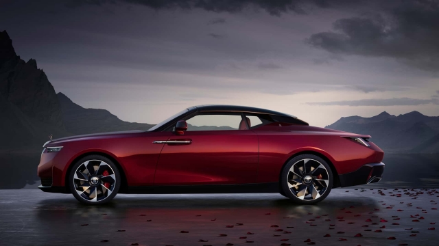 Rolls-Royce la Rose Noire Droptail