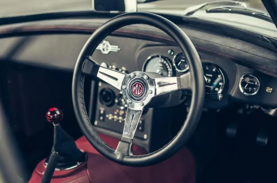 Frontline MGB Bee GT