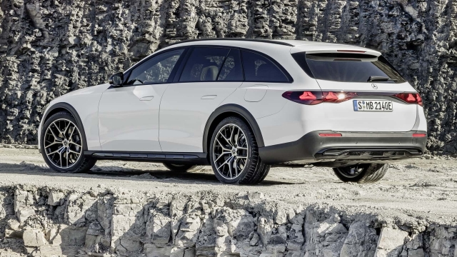 Mercedes-Benz E-Class All-Terrain