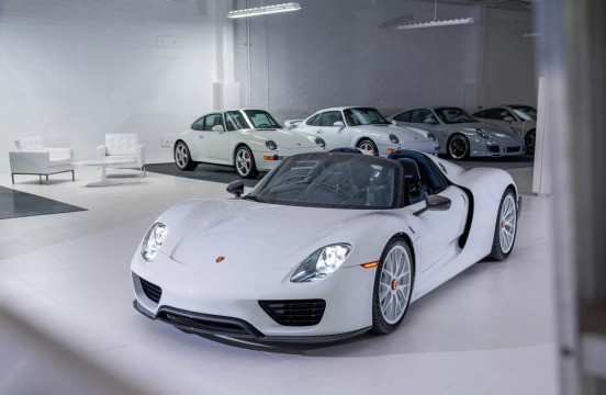 Porsche White Collection