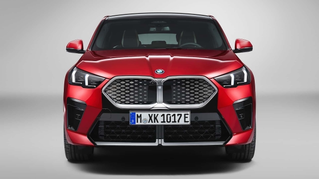 BMW iX2