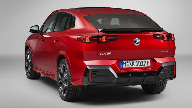 BMW iX2