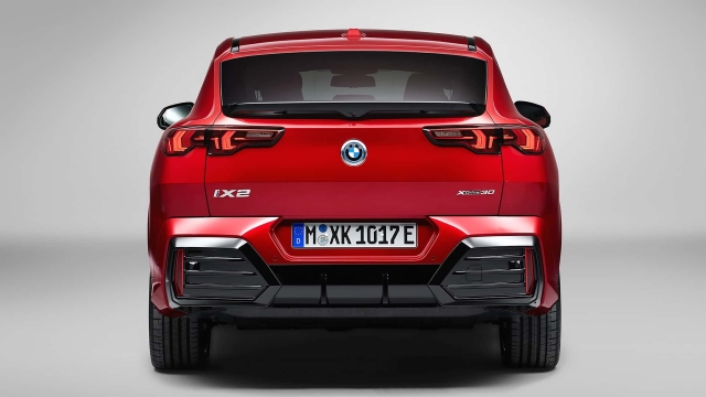 BMW iX2
