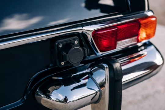 Moment Motor Company Mercedes 280 SL elétrico