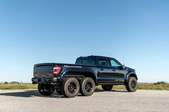 Hennessey Ford F-150 Raptor R 6x6