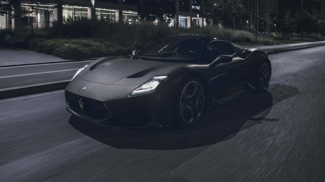 Maserati MC20 Notte