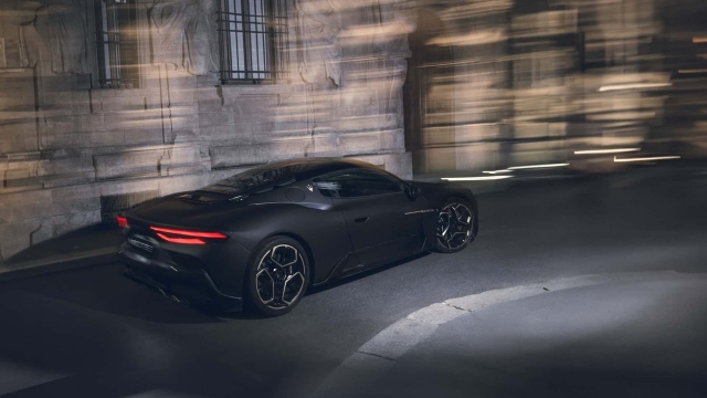 Maserati MC20 Notte