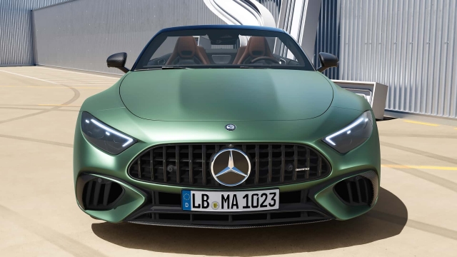 Mercedes-AMG SL 63 S E Performance