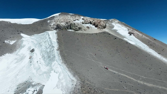 Porsche 911 bate recorde em altitude