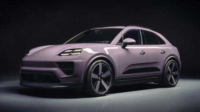 Porsche Macan EV