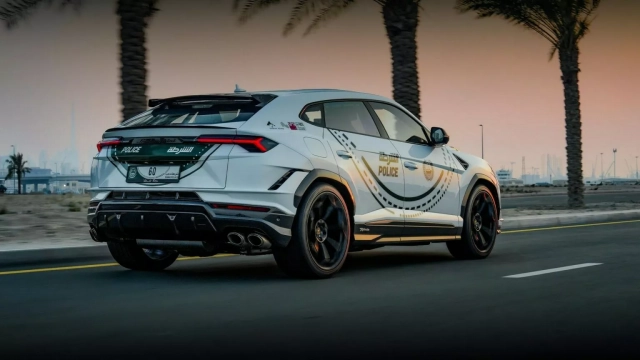 Lamborghini Urus Performante da Polícia do Dubai