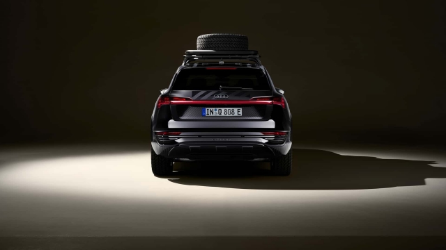Audi Q8 E-Tron Edition Dakar