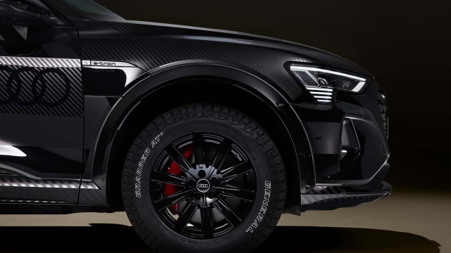 Audi Q8 E-Tron Edition Dakar