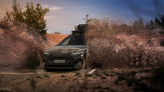 Audi Q8 E-Tron Edition Dakar