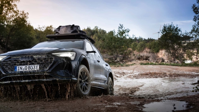 Audi Q8 E-Tron Edition Dakar