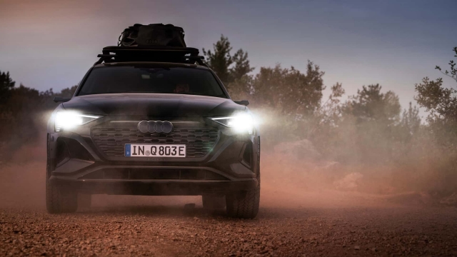 Audi Q8 E-Tron Edition Dakar