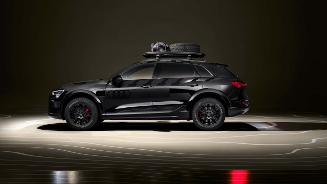 Audi Q8 E-Tron Edition Dakar