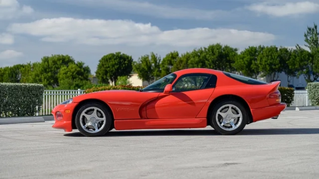 Dodge Viper GTS