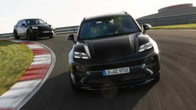 Porsche Macan EV