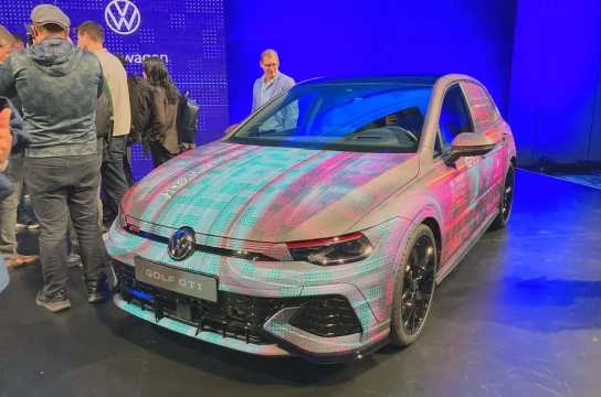 VW Golf GTI facelift